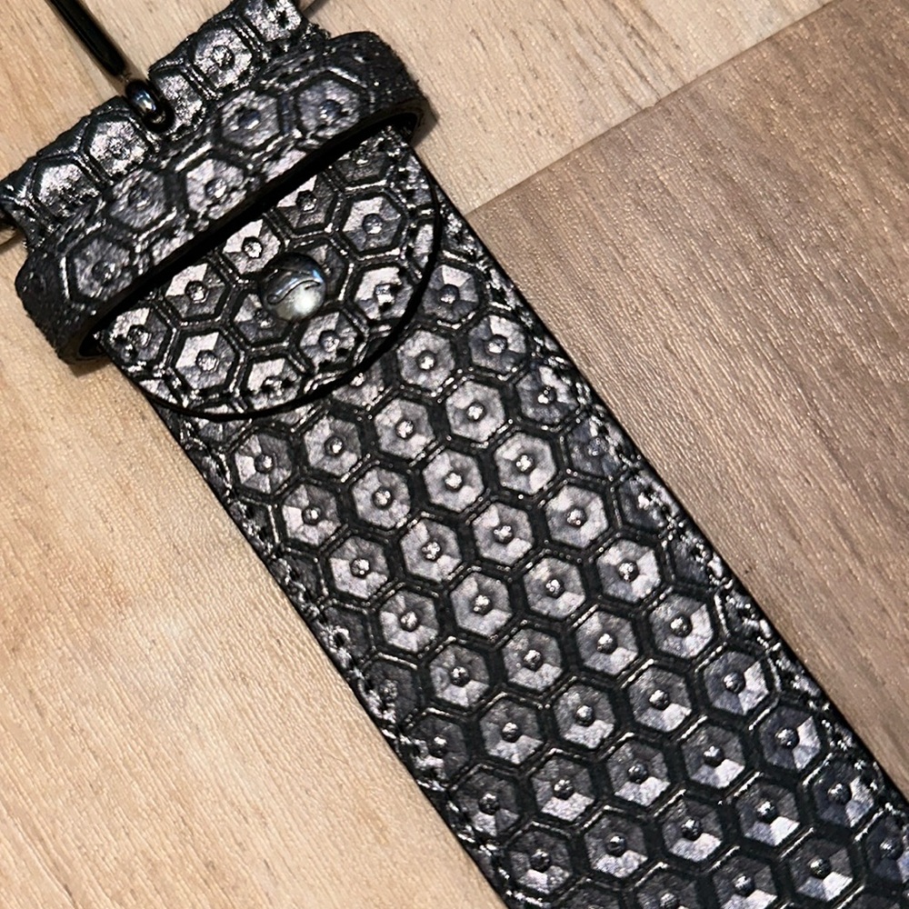 The tailored sportsman’s belt